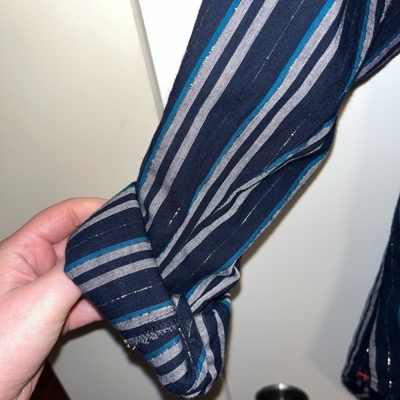 Xirena Beau Striped Button Down Shirt - Picture 4 of 7